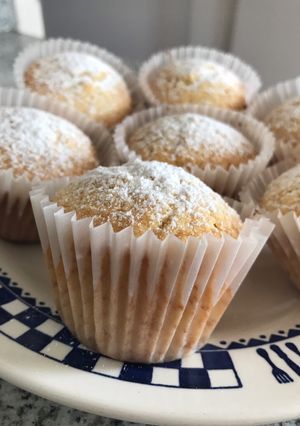 Una foto de Muffins de coco y dulce de leche