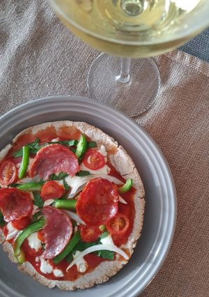 Una foto de Pizza de pan Pita