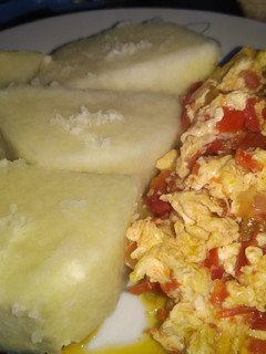 A picture of Boiled yam and scrambled egg.