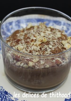 Une photo de Crèmes au chocolat et noisettes