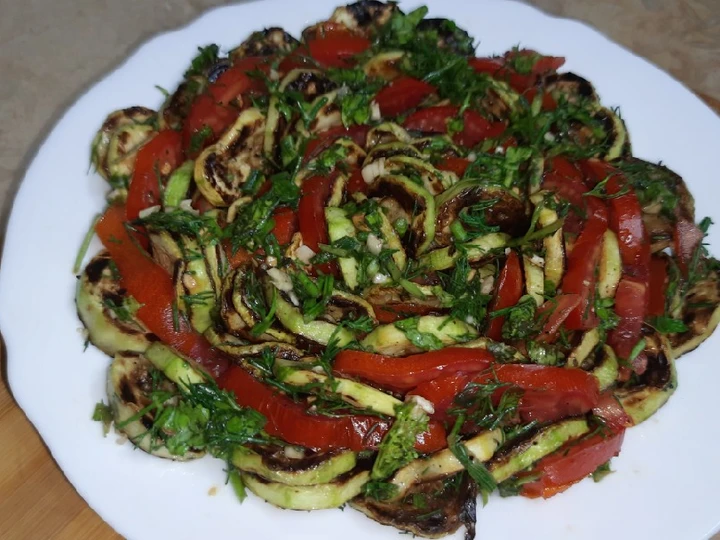 Easy Steps to Prepare Zucchini salad 🥗.. yummy, quick and healthy the Delicious Appealing
