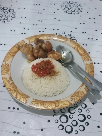 Langkah Mudah untuk Membuat Resep Rice Cooker Hainan Chicken Rice yang Uenak Anti Ribet, Menggugah Selera