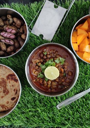 A picture of Chana masala.
