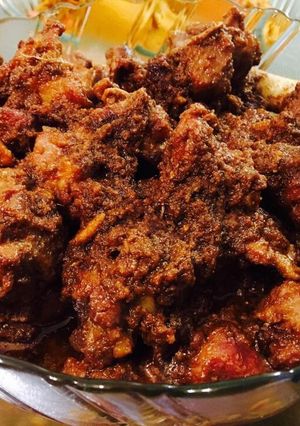 A picture of Mutton pasanda.