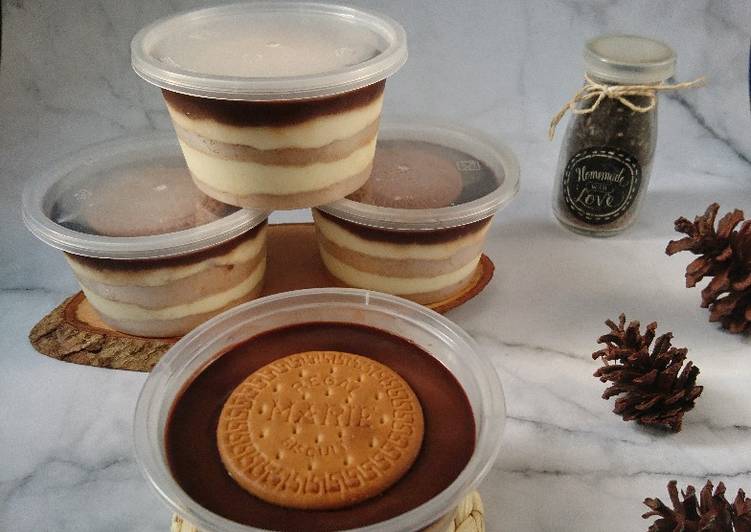 Eclair Desser Cup