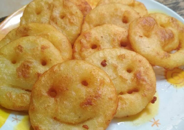 Bagaimana Menyiapkan Smile potato simple Enak dan Antiribet