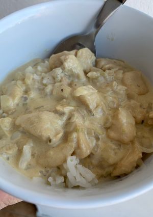 Una foto de Strogonoff de pollo FÁCIL