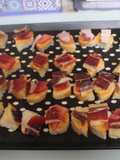 Pan con sandía, jamón y tocino