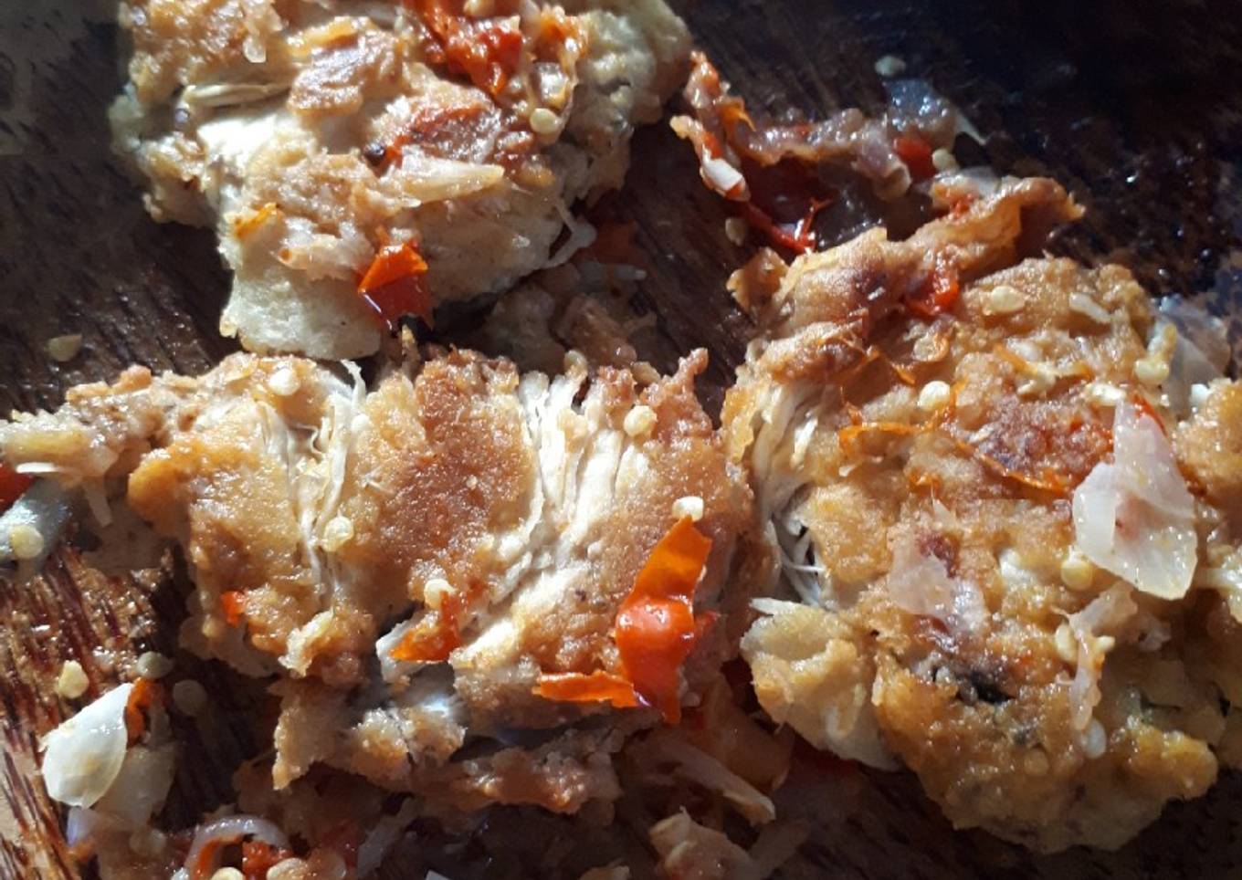 22. Ayam geprek sambal bawang