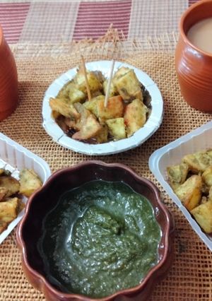 A picture of Aloo Chaat.