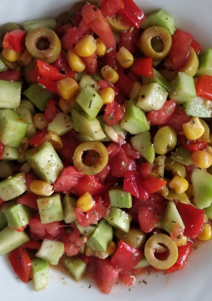 Una foto de Ensalada veggie de pepino