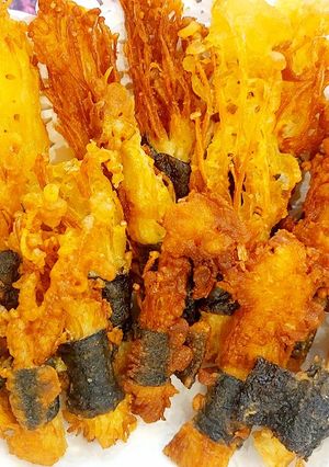 Hình của món Nấm kim châm chiên giòn.