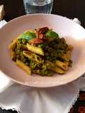 Penne alle verdure e noci pecan vegan
