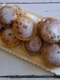 Muffin alla banana con gocce di cioccolato