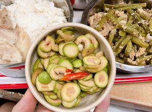 Hình của món Sung muối sổi.
