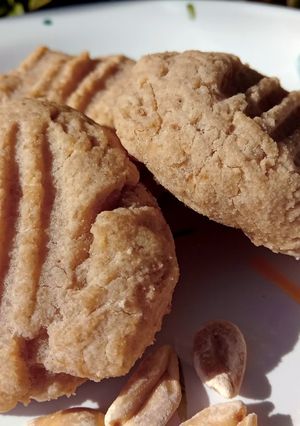 Una foto de Cookies de mantequilla de maní solo 3 ingredientes vegan y sin tacc