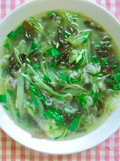 Hình của món Canh bầu rong biển.