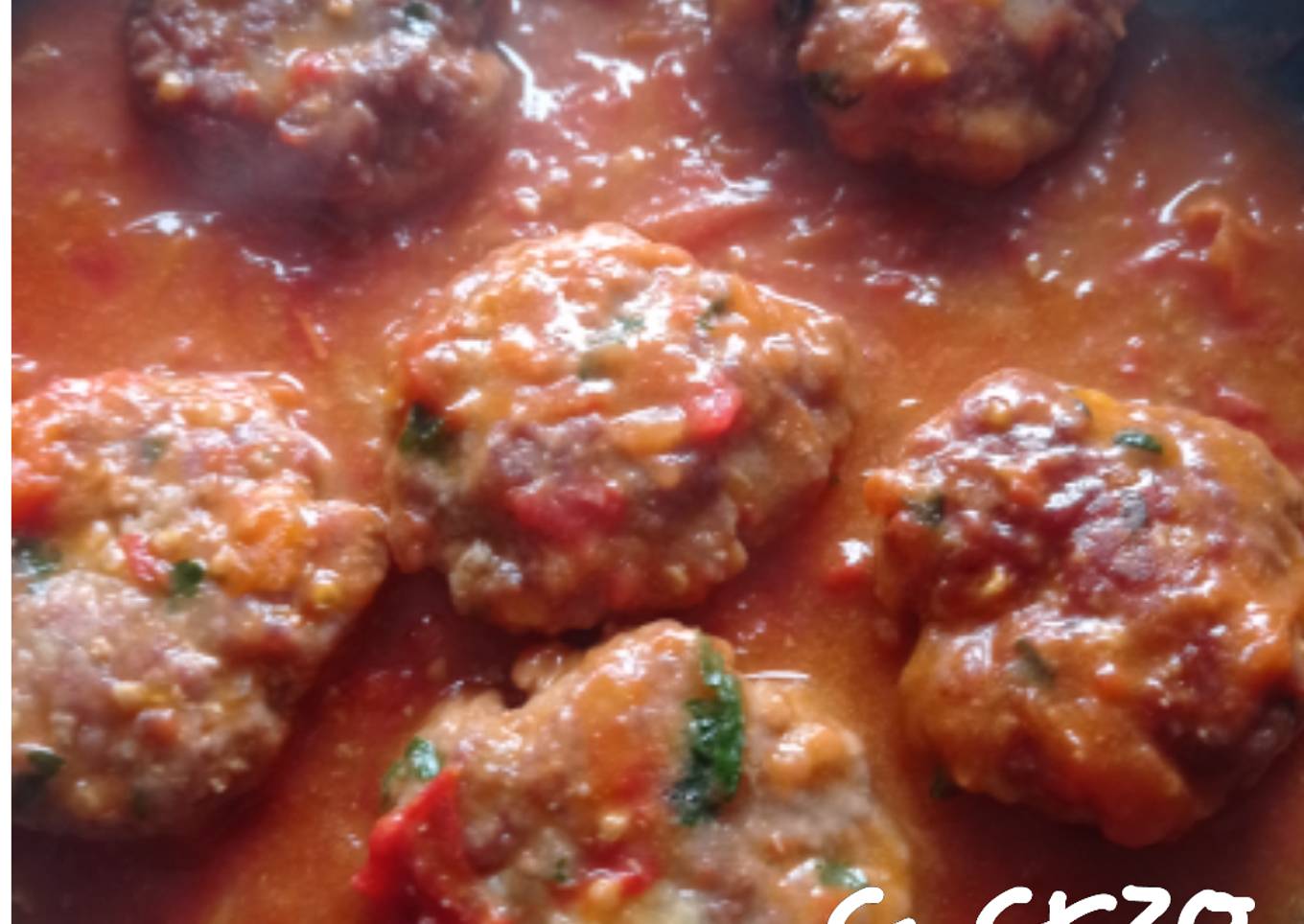 Mini hamburguesas con tomate