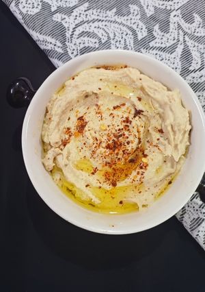 A picture of Lima or Butter Beans Hummus.