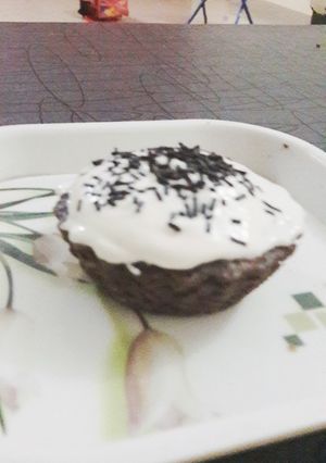 A picture of Oats banana choco muffins.