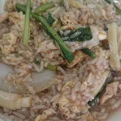 A picture of nasi siram simpel.