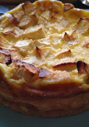 A picture of Breton Apple Far.