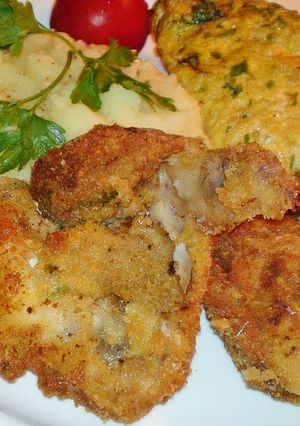 Rántott csirkeszárny töltve csirkemájjal recept fotója
