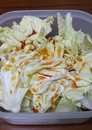 A picture of Hakata-Style Cabbage Sauce from a Yakitori Restaurant.