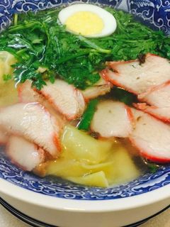 Hình của món Bánh hoành thánh.