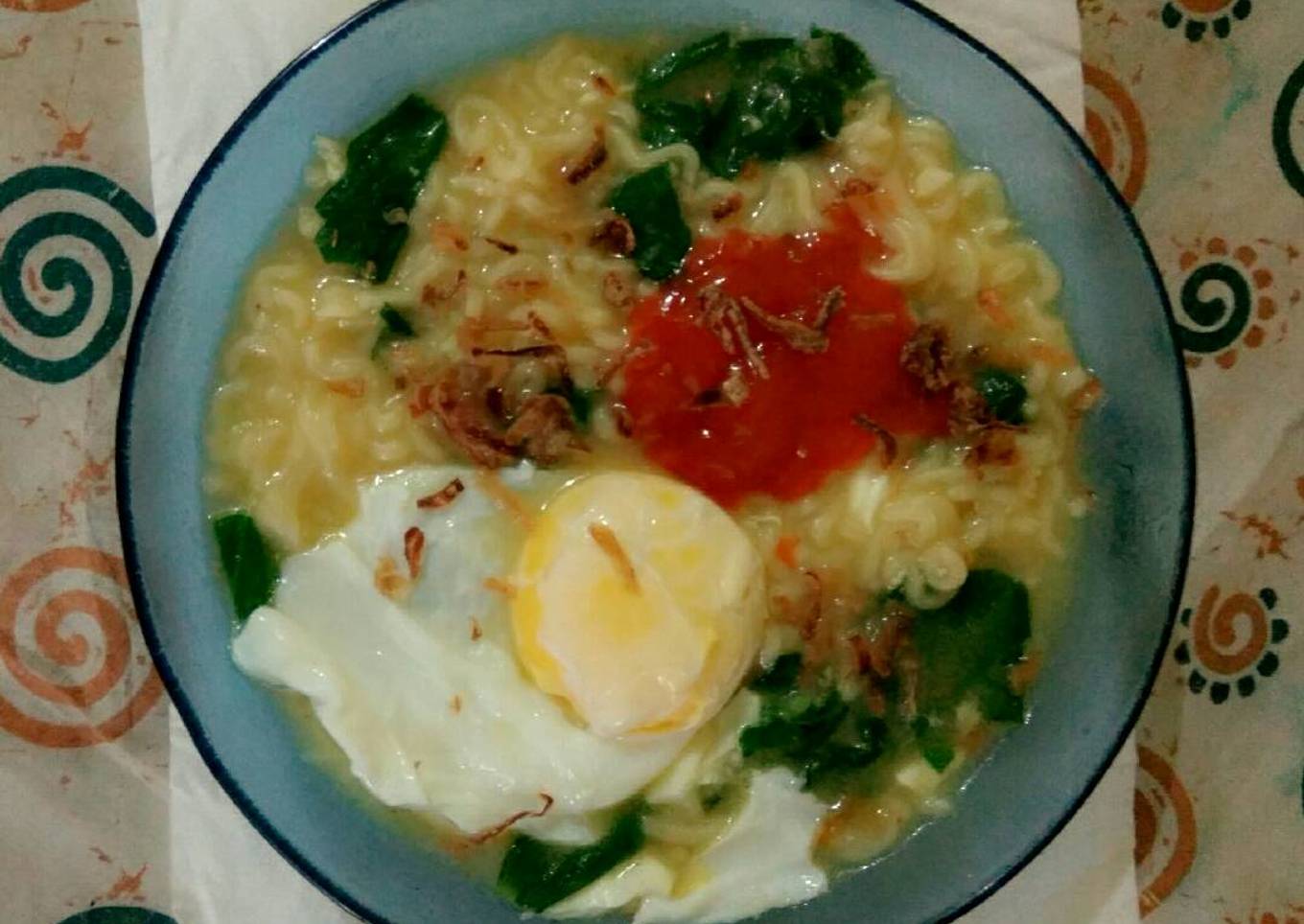 Kreasi Mie Rebus Kari Ayam Kuah Santan