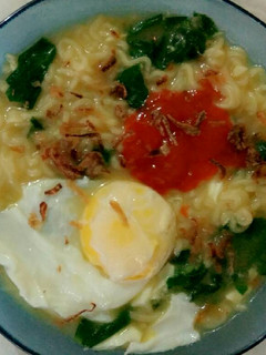 Foto resep Kreasi Mie Rebus Kari Ayam Kuah Santan