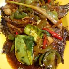 รูปของ Gurame asam manis ala evigani