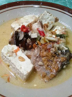 Foto resep Mangut ikan asap pari dan tahu