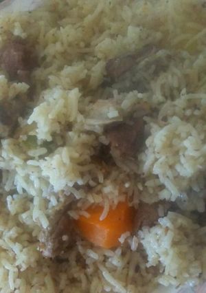 A picture of Beef pilau.