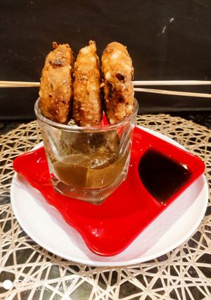 A picture of Crispy Sabudana Vada.