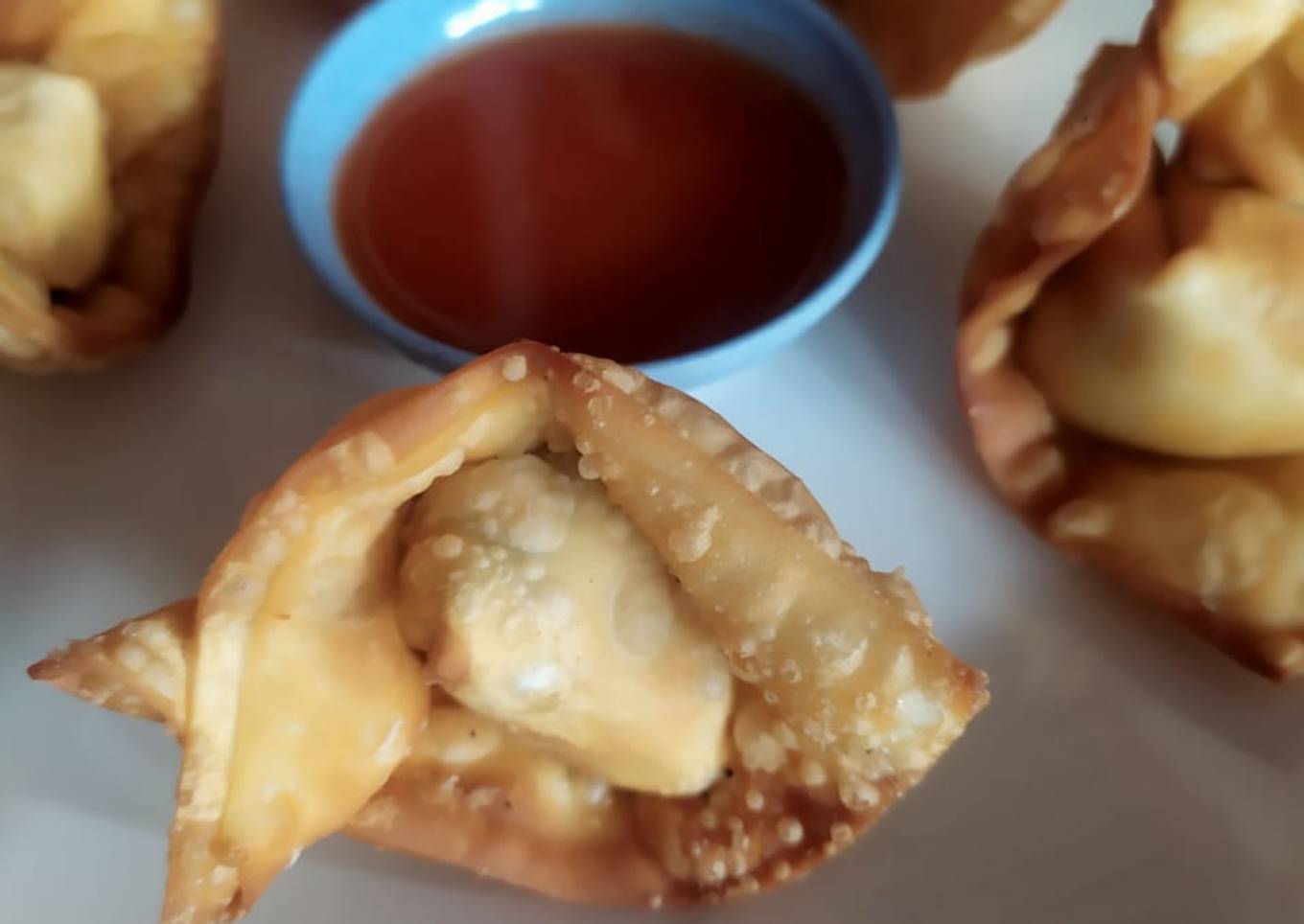 Pangsit Goreng isi Ayam