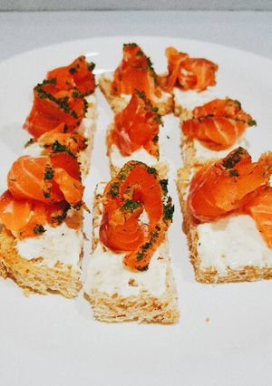 Una foto de Salmón gravlax