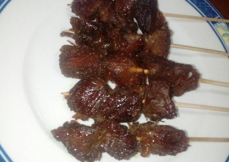 Saikoro beef satay