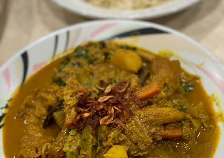 Vegetables and Mushrooms Vegan Curry 🍛