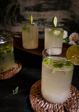 কোকোনাট কুলার (coconut cooler recipe in bengali) রেসিপির প্রধান ছবি