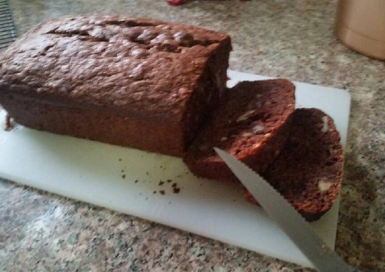 Simple Way to Prepare Homemade Chocolate, Walnut Banana Bread