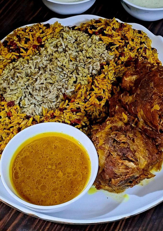 عکسی از دستور سبزی پلو با گردن