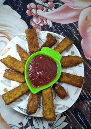 A picture of Crunchy Egg Fingers.