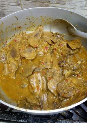 Una foto de Lengua en salsa 😋