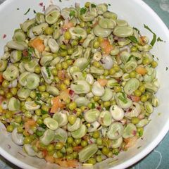 Fava beans and green peas salad A picture of Fava beans and green peas salad.