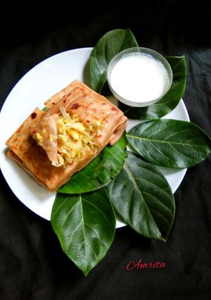A picture of Egg Bhurji Paratha.