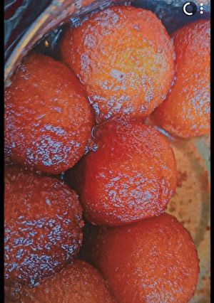 गुलाब जामुन (gulab jamun recipe in Hindi) रेसिपी मुख्य फोटो