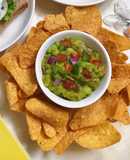 Guacamole dip & Corn chips