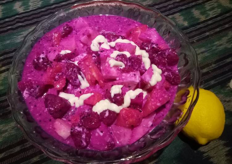 Salad Nanas Naga Bengkuang