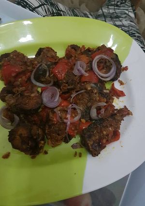 A picture of Fried peppered titus fish.